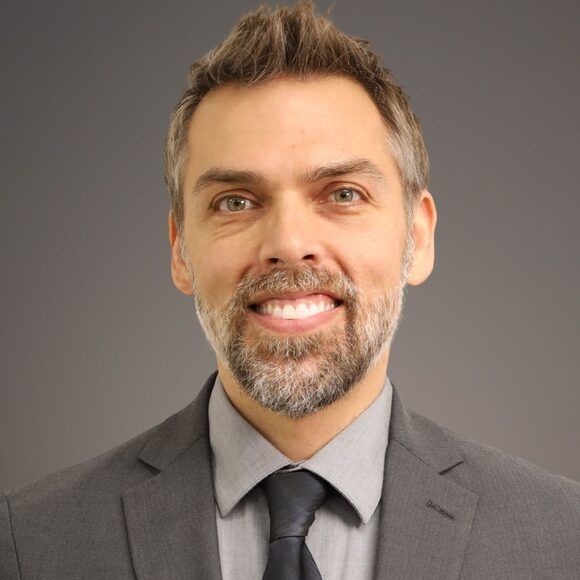 Dr. Robert Rego, O.D.