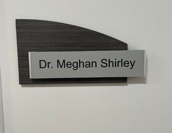 Dr Shirley