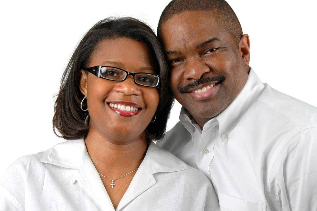 eyewear-couple-african-american-1024x682-1