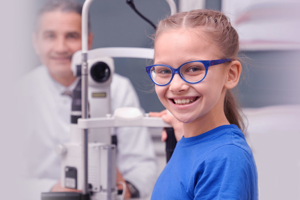 Observe-Girl-Eye-Exam-Hero-2_1280x853-1024x683-1