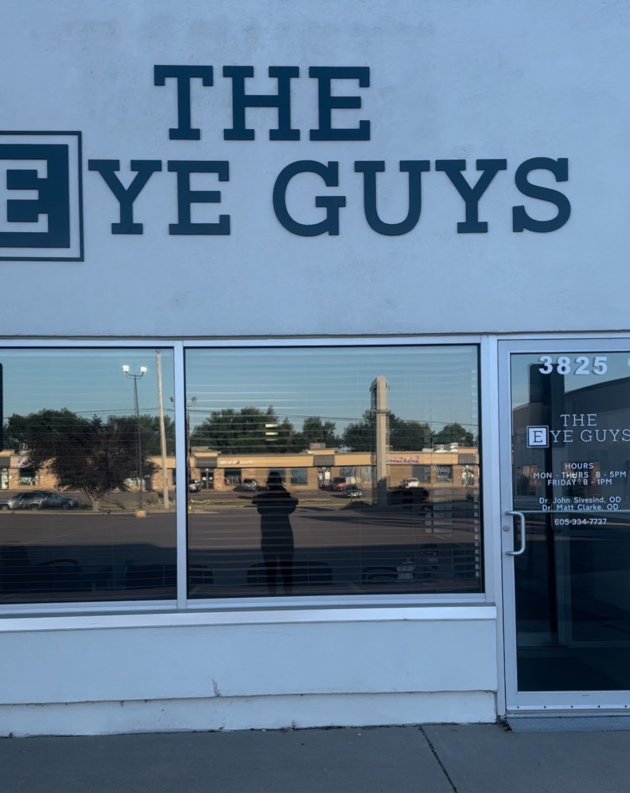 3825 South Western Avenue