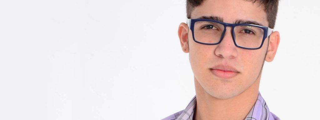 Teen-Boy-Blue-Glasses-1280x480-1024x384-1