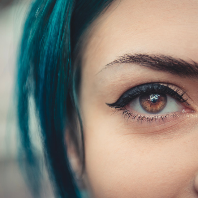 woman-eye-closeup-6401