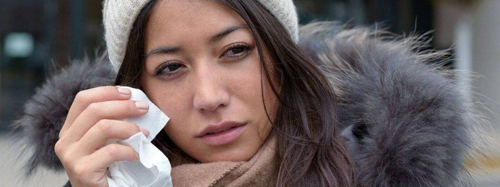 Woman-Teary-Eye-Winter-1280x480-1024x384-1