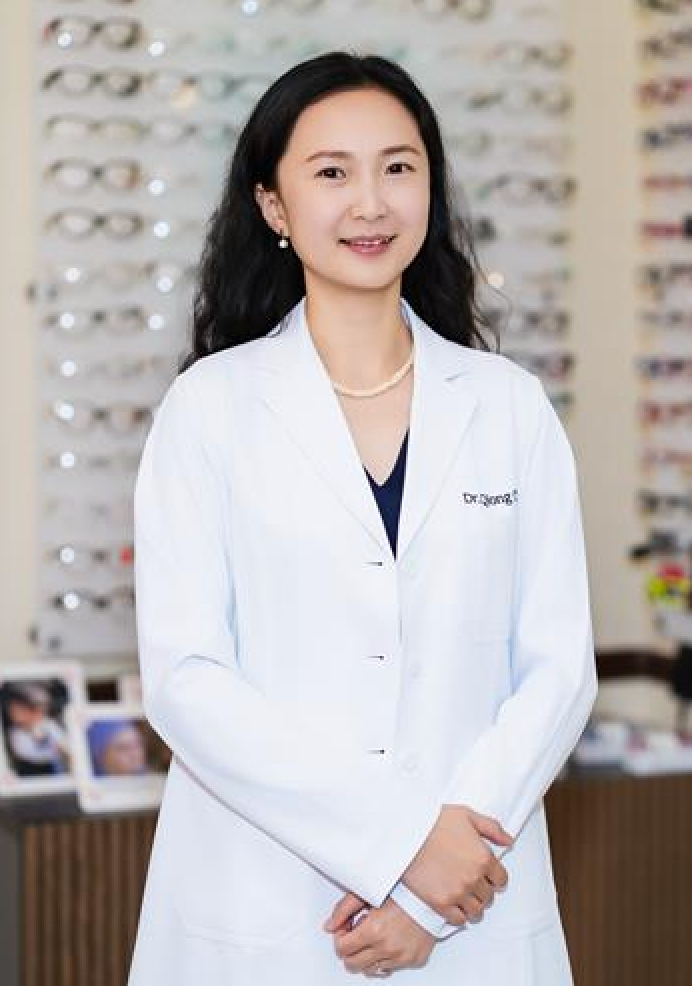 Dr. Sylvia Qiong Chen, O.D., M.D., M.S., IACMM